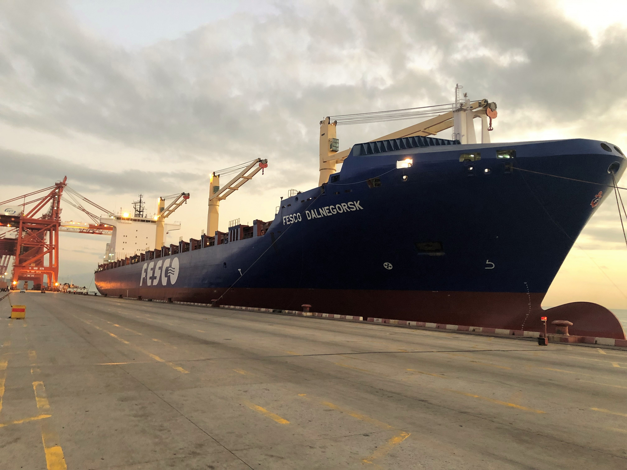 FESCO new vessel starts working on a regular service among the ports of China and Far East of Russia FESCO new vessel starts working on a regular service among the ports of China and Far East of Russia