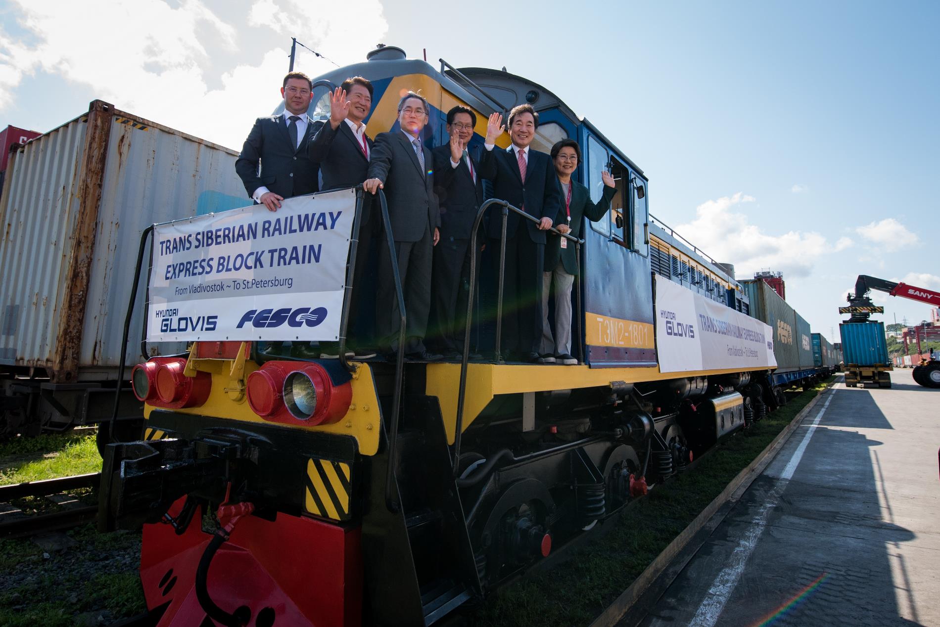 The Prime Minister of the Republic of Korea Lee Nak-Yeon Has Visited the Commercial Port of Vladivostok The Prime Minister of the Republic of Korea Lee Nak-Yeon Has Visited the Commercial Port of Vladivostok