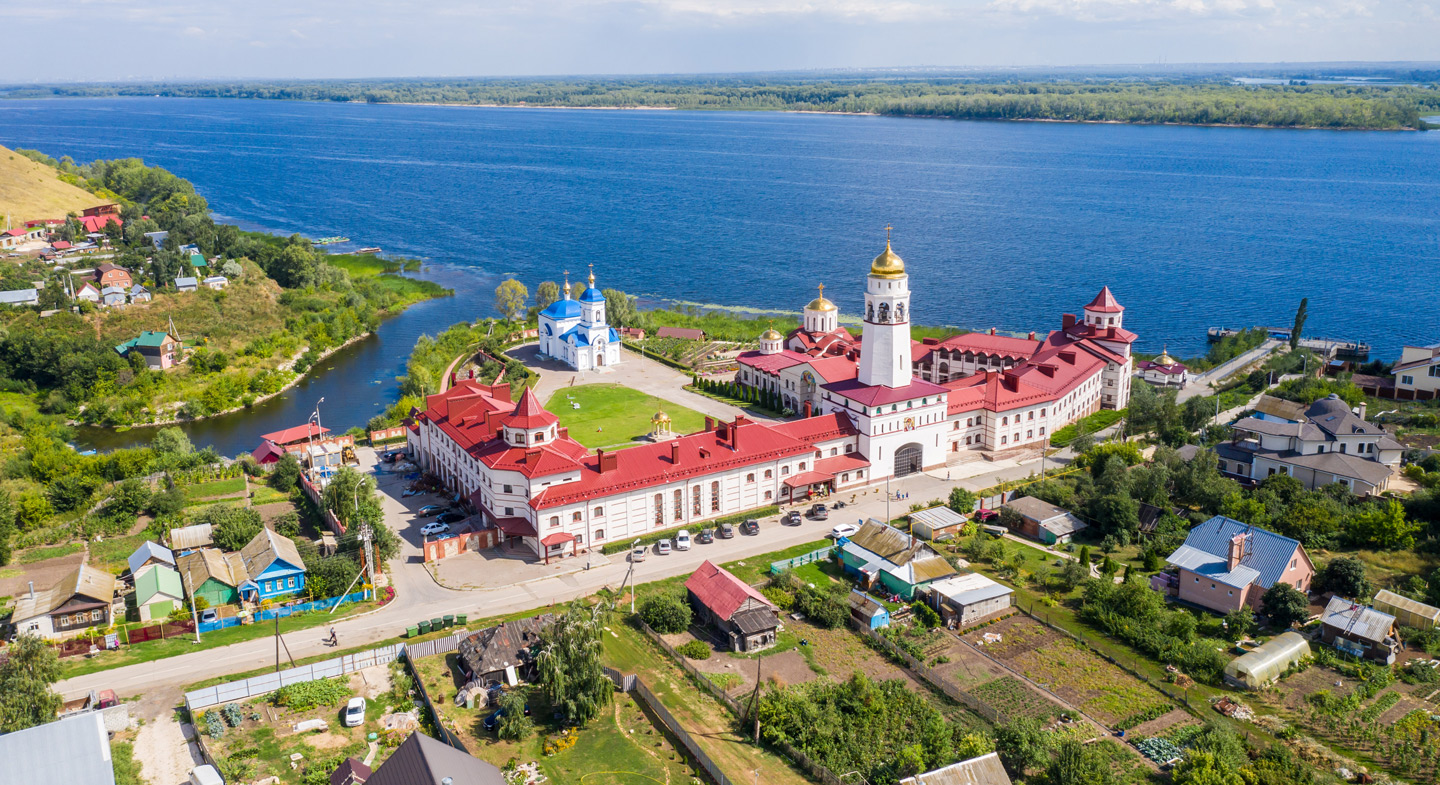 Regular container train Vladivostok — Samara (FVS)